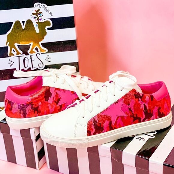 Pink Camo and Star Sneakers - Picture 4 of 4